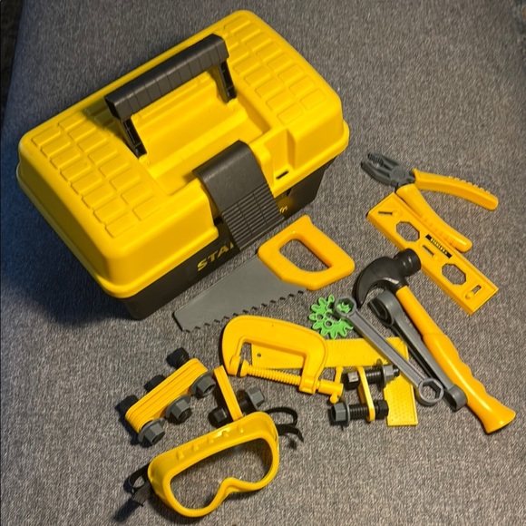 Stanley Yellow and Black Tool Kit - Picture 1 of 4